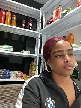Ayla_Noir webcam