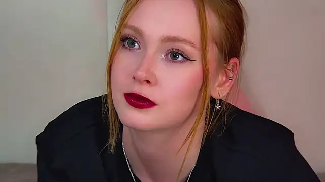 AgataFoxley webcam