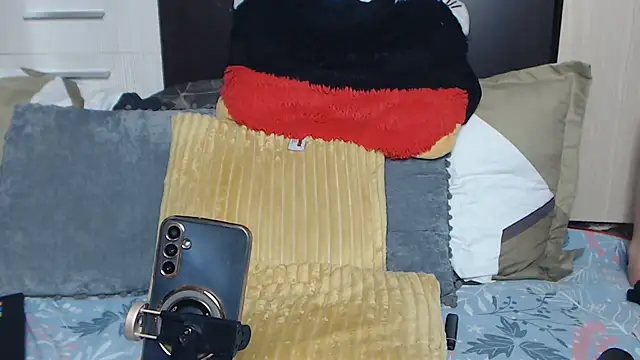 leilahotX webcam