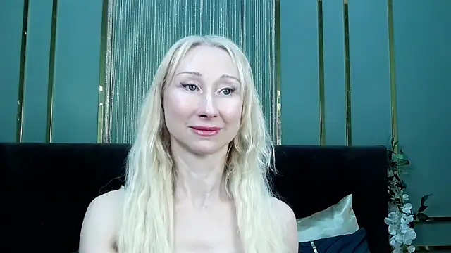 KissDreamm webcam
