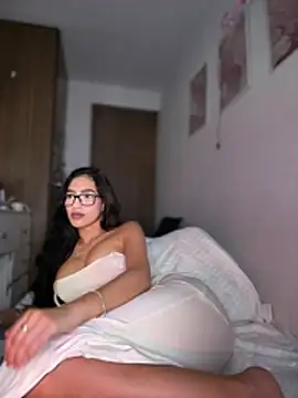 DulceLenns webcam