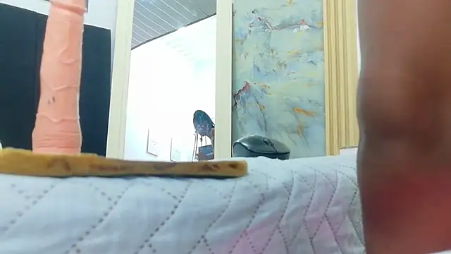 EbonyCoWorker webcam