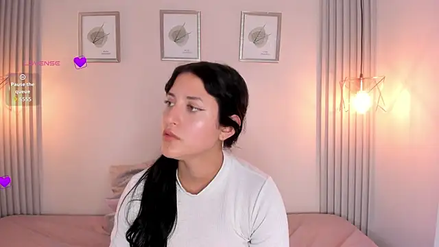 Sallyrosee_ webcam