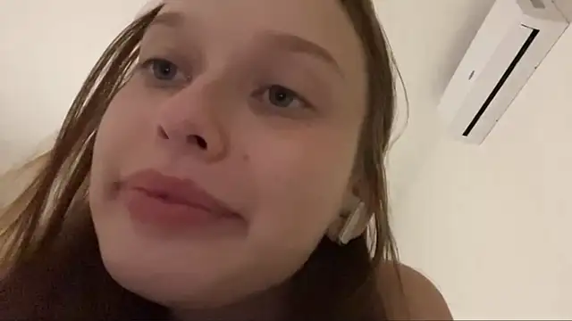 Eva_Shining_Star webcam