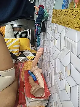 tina8th webcam