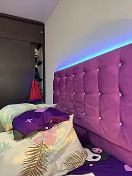 Aylin_Fox webcam