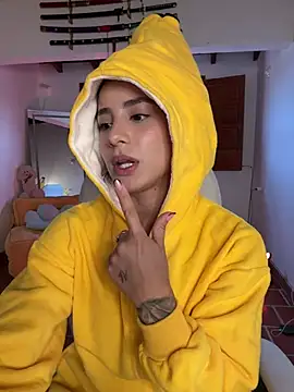 Ale_Lewis webcam