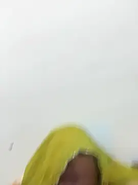 Miss_kanika76 live cam on StripChat