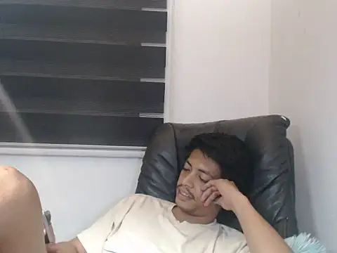 Asian_gregor webcam