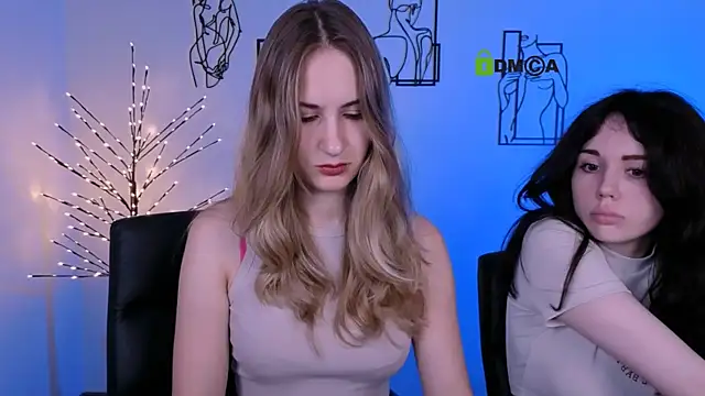 riley_sanders webcam