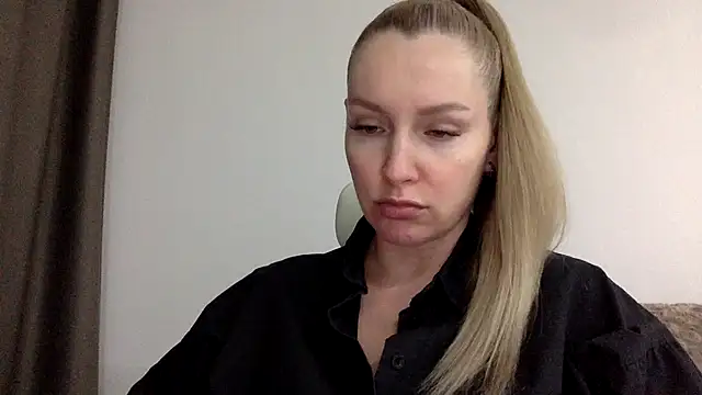 Neralith live cam on StripChat