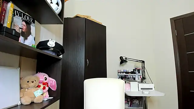 OhMyAlice live cam on StripChat