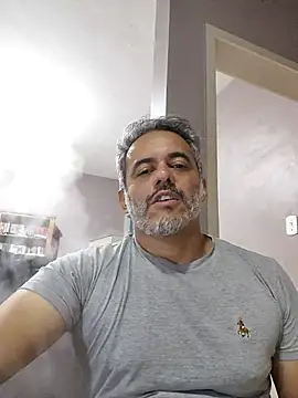 NARDOBSB live cam on StripChat