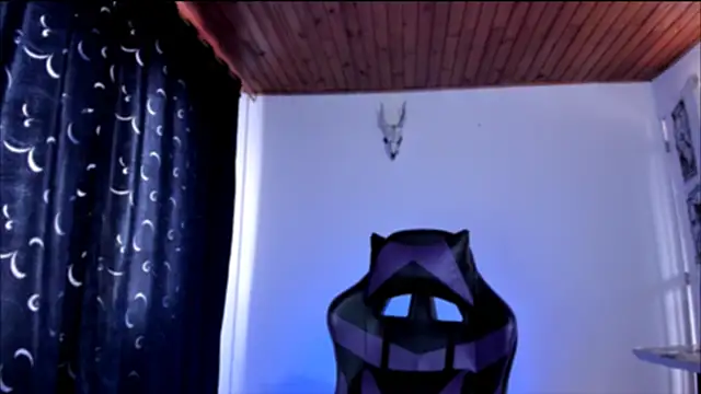 emilydolll666 webcam