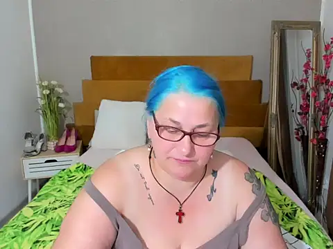Sugarmommy_69X webcam