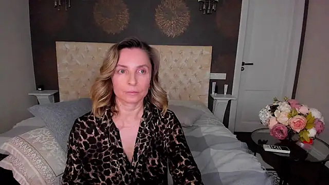 AllisonWilliams webcam