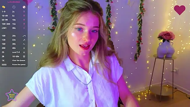 Katyaa_Lover live cam on StripChat