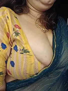 AASHIi_Love webcam