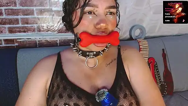 emma_bdsm_ webcam