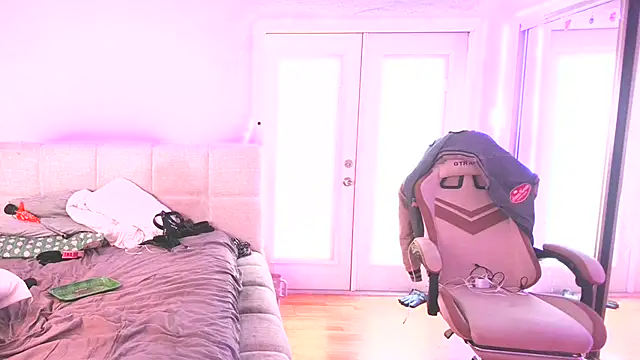 BigMfLuther webcam