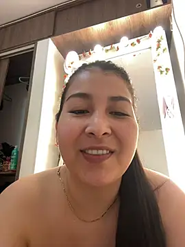 evelyn_1702 webcam