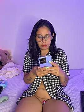 Mia_roux21 webcam