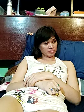 QueenSoreal webcam