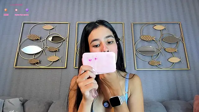 laraa_jeean webcam