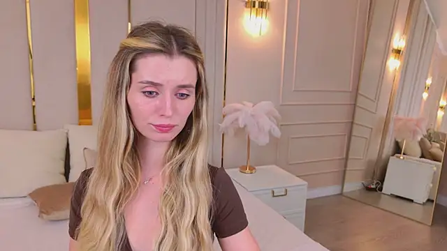 MarybethSnow live