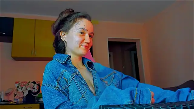 ameli_moon webcam
