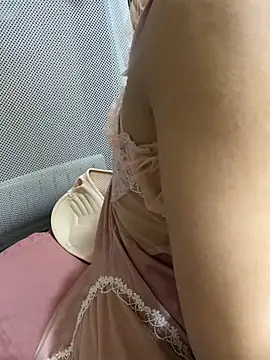 Mina048 webcam