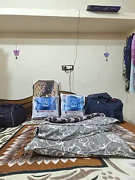 Tamil_Ishu webcam