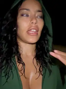 Risky_Workouts live cam on StripChat