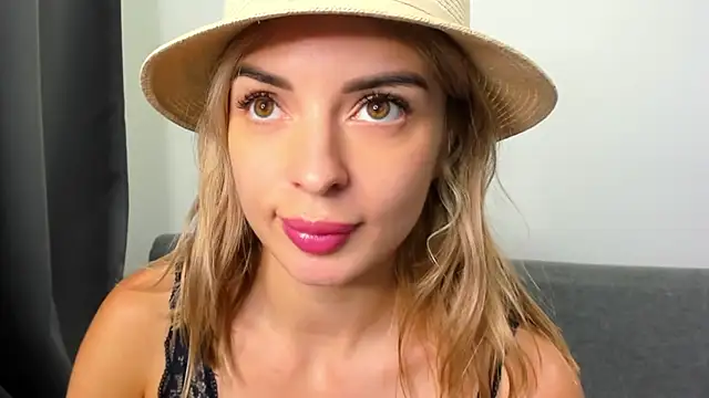 _ellen_meow_ webcam