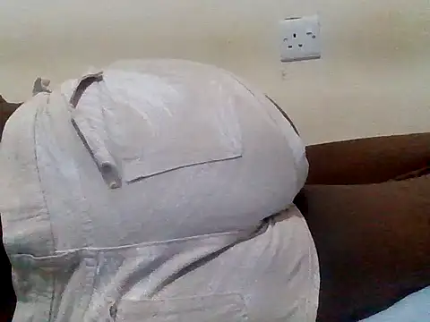 Hornysmoker20 webcam