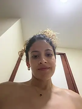 alana15 webcam