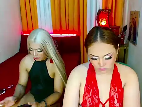 Phenomenal_Shemale webcam