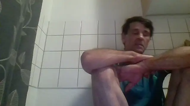 yvesstorm1 webcam