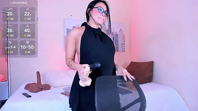 MollyJones_ webcam