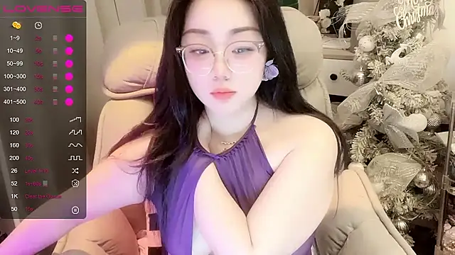 Monica-666888- webcam