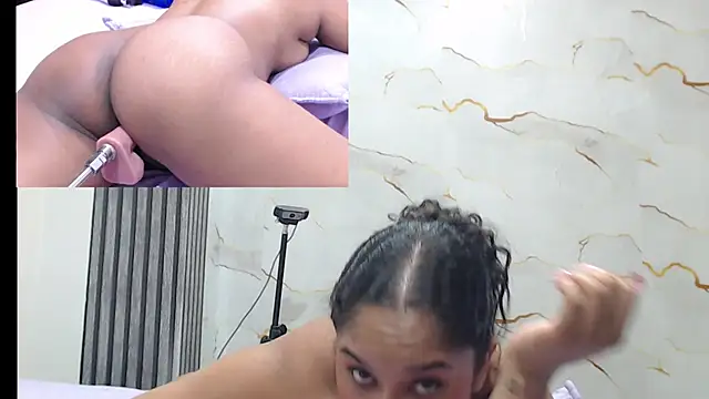 Emma_trons_ webcam