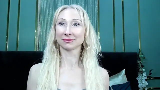 KissDreamm webcam