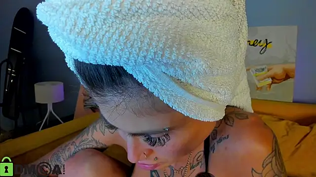 Patricia_Cox webcam