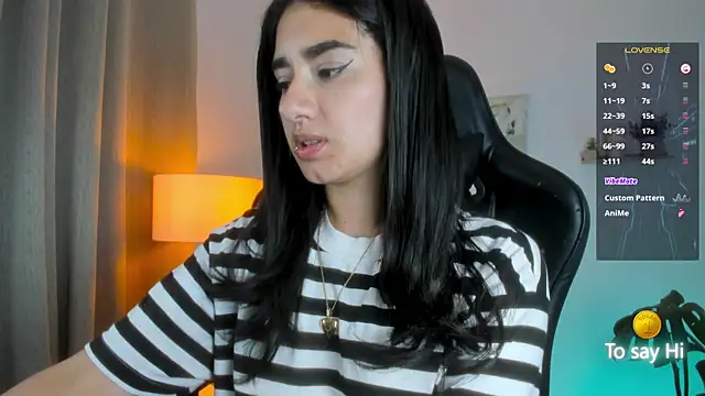 Anya_Volkov webcam