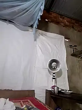 BigAss-69 webcam