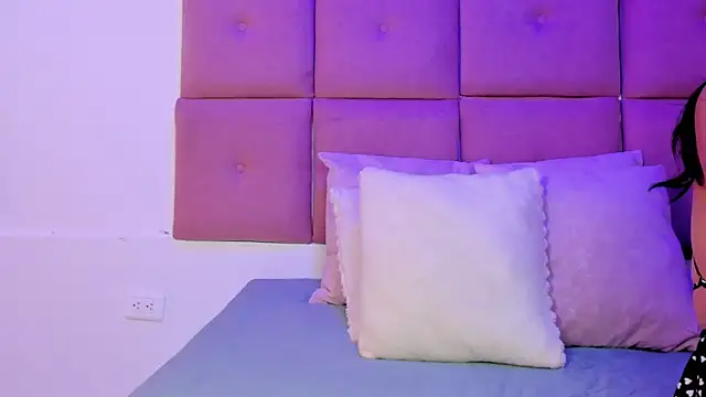 Piinksoul149 webcam