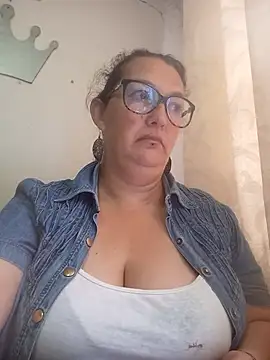 _Saraqueen-- webcam