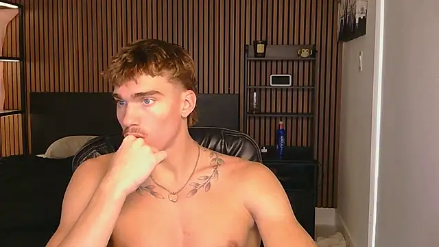 TheNicoRyder live cam on StripChat