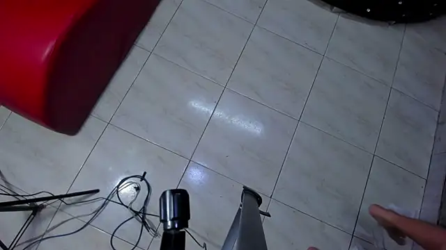 miacam-hot webcam
