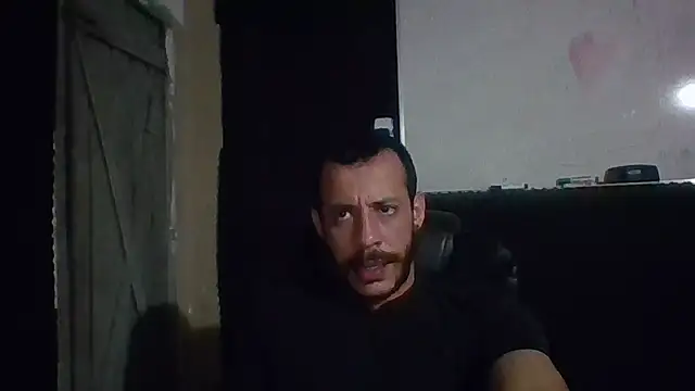 MachoScorpionCaralho webcam